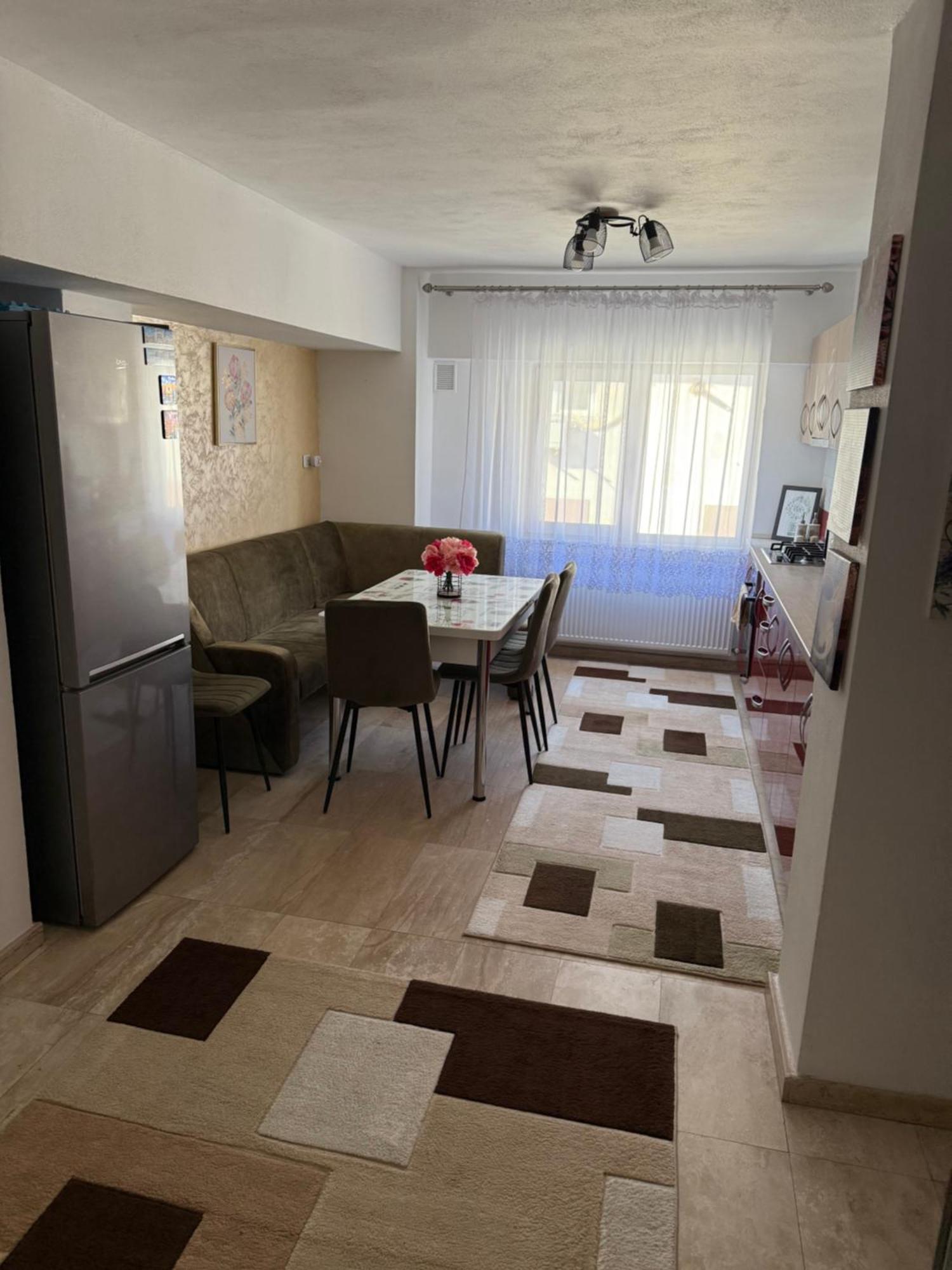 Dragasani Apartament Cozy מראה חיצוני תמונה